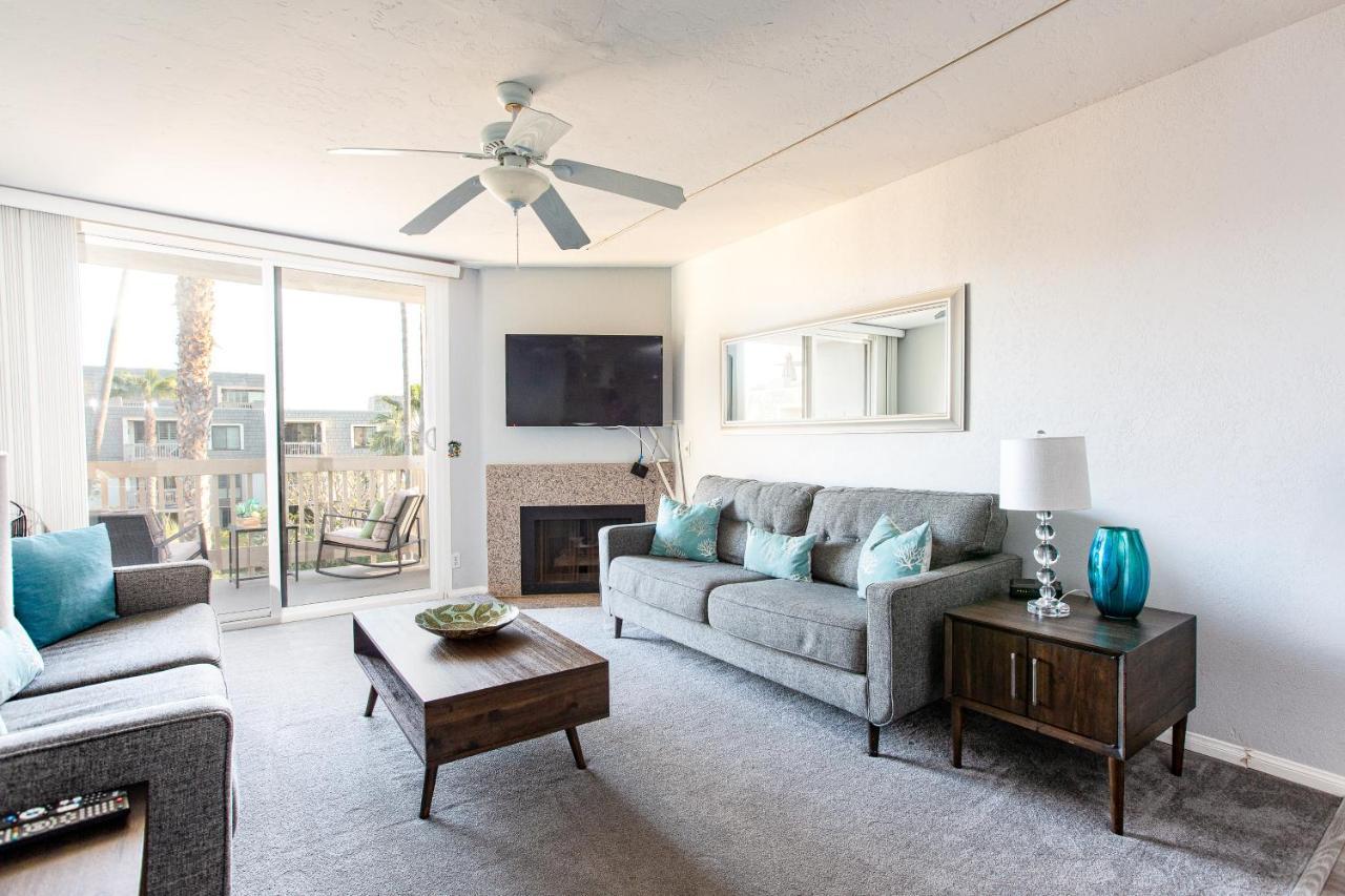 3 Bedroom! - Complex Is On The Beach With Huge Pool Oceanside Exterior photo